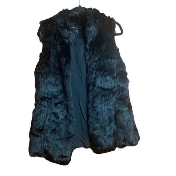 WHITE HOUSE BLACK MARKET Faux Fur Best Eye & Hook Closure in Black Size Small